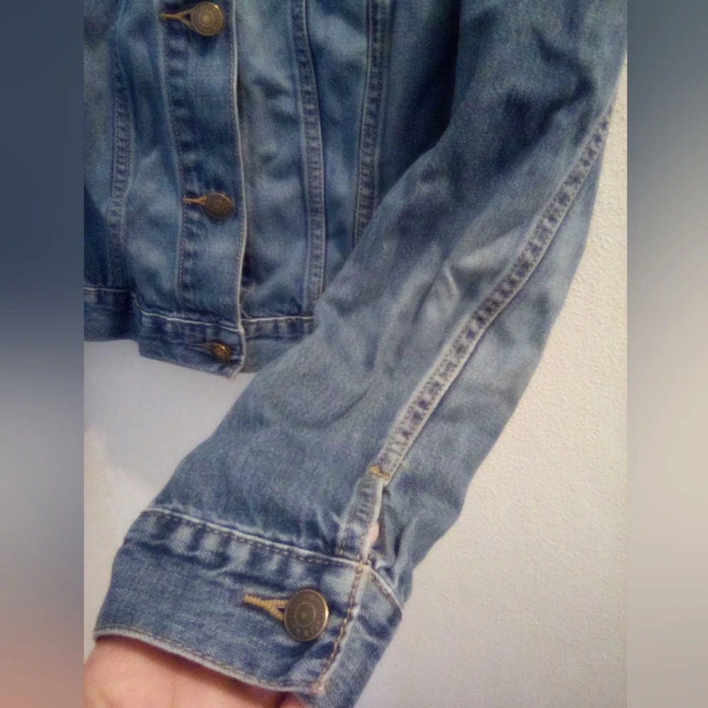 Old Navy San Francisco California Denim Jean Jacket Trucker Size M 100% Cotton - Picture 6 of 9